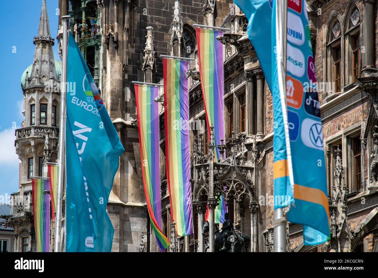 Decorations Near Me 30Pcs Gay Pride Décorations, Arc-En-Ciel Tourbillons Party Ideas