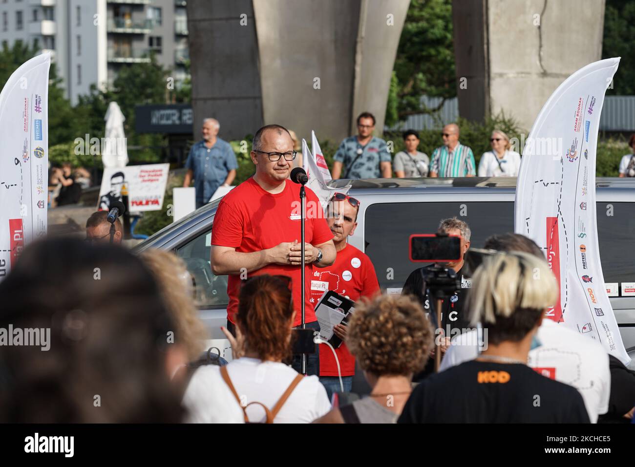 Ancien Médiateur polonais, Commissaire aux droits de l'Homme Adam Bodnar retiré de l'offie par le politisé et entièrement soumis à l'actuel gouvernement la Cour constitutionnelle est vu à Gdansk, Pologne le 17 juillet 2021 Tour de la Constitution est un événement de promotion de la constitution polonaise et appelant à la restauration de l'état de droit dans un Parlement dirigé par le gouvernement autoritaire de droit et de justice (PiS) (photo de Michal Fludra/NurPhoto) Banque D'Images