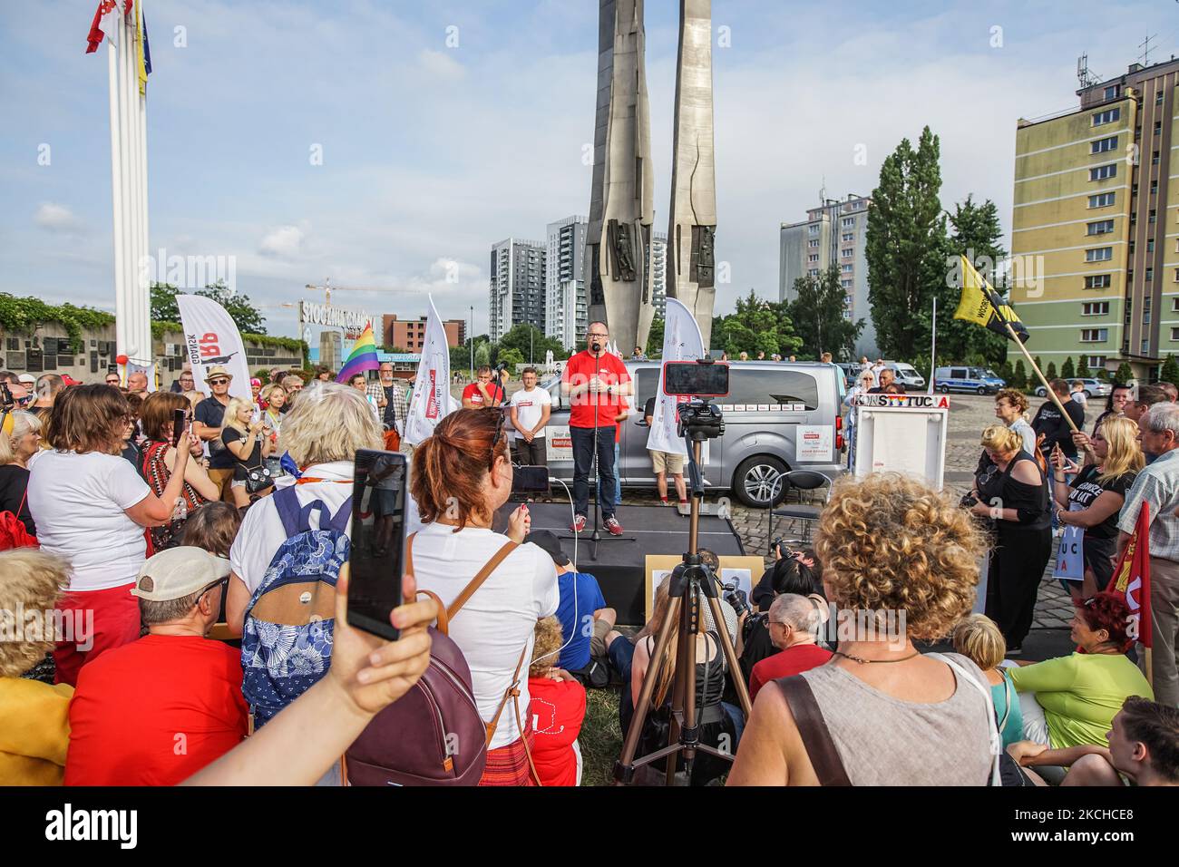 Ancien Médiateur polonais, Commissaire aux droits de l'Homme Adam Bodnar retiré de l'offie par le politisé et entièrement soumis à l'actuel gouvernement la Cour constitutionnelle est vu à Gdansk, Pologne le 17 juillet 2021 Tour de la Constitution est un événement de promotion de la constitution polonaise et appelant à la restauration de l'état de droit dans un Parlement dirigé par le gouvernement autoritaire de droit et de justice (PiS) (photo de Michal Fludra/NurPhoto) Banque D'Images