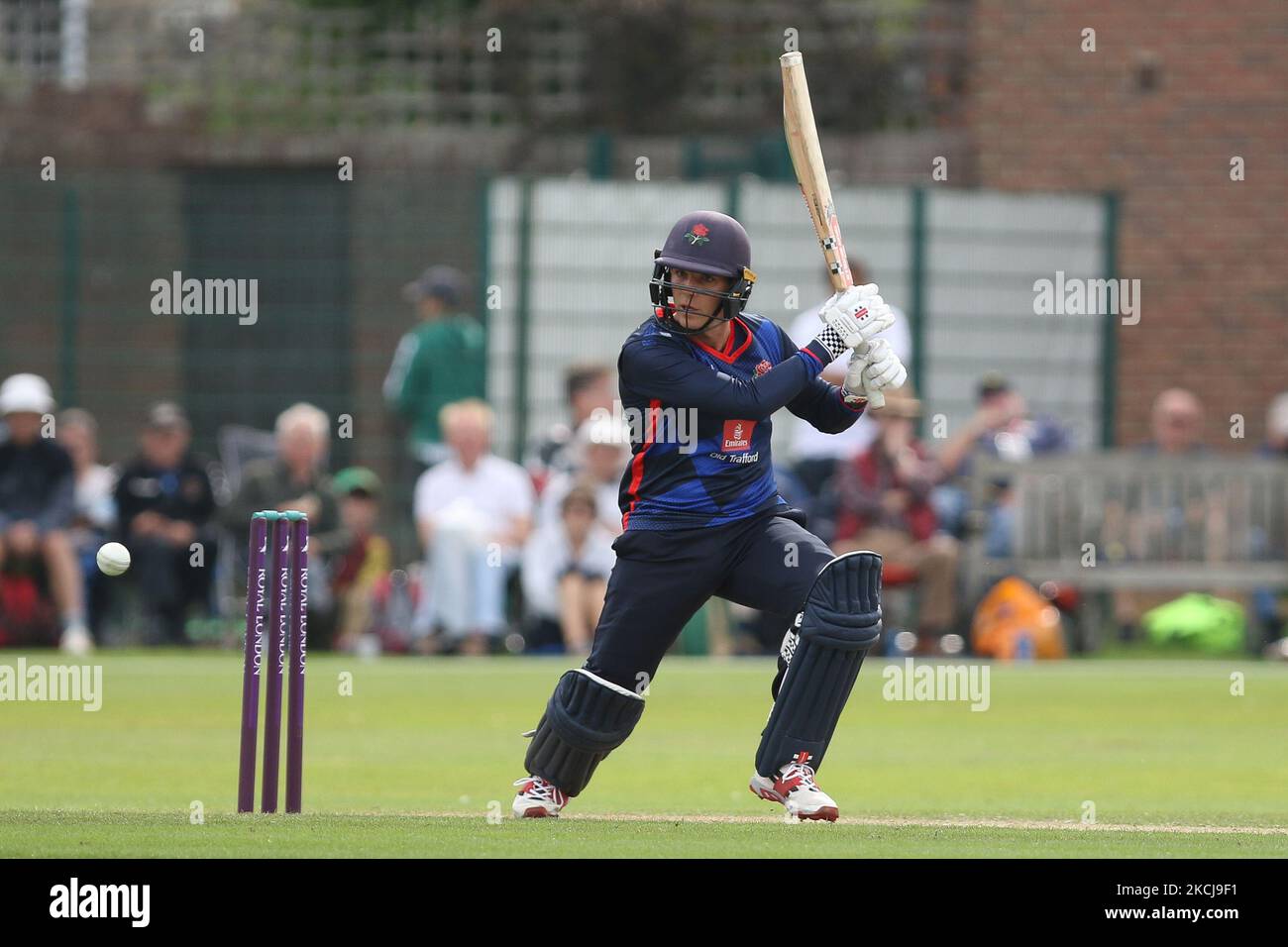 George Lavelle de Lancashire chauves-souris lors du match de la coupe d'une journée du Royal London entre le Durham County Cricket Club et le Lancashire à Roseworth Terrace, Newcastle upon Tyne, le jeudi 5th août 2021. (Photo de will Matthews/MI News/NurPhoto) Banque D'Images