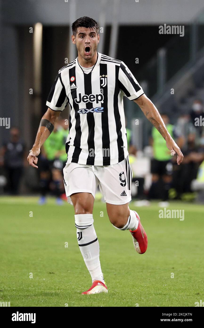 Alvaro Morata de Juventus en action pendant le match amical d'avant-saison  entre Juventus et Atalanta BC au stade Allianz sur 14 août 2021 à Turin,  Italie. (Photo de Giuseppe Cottini/NurPhoto Photo Stock -