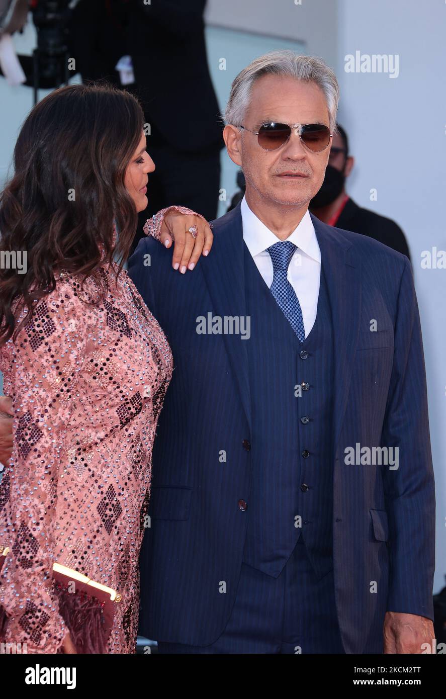 Veronica Berti, Andrea Bocelli assiste au tapis rouge du film 'la Caja' lors du Festival International du film de Venise sur 06 septembre 2021 78th à Venise, Italie. (Photo de Matteo Chinellato/NurPhoto) Banque D'Images