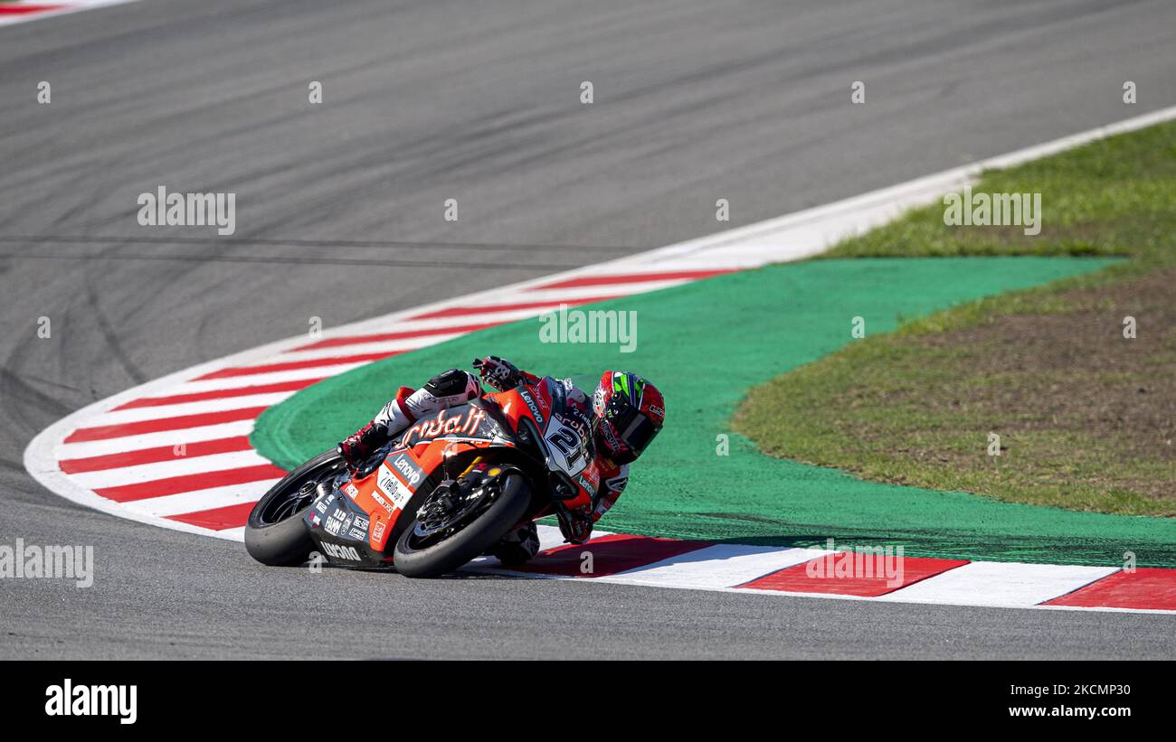 N° 21 Michael Ruben Rinaldi pendant le monde Superbike - SBK Hyunday N Catalunya round FIM Superbike World Championship 2021 - libre pratique et qualifications sur 17 septembre 2021 au circuit de Barcelone-Catalunya à Barcelone, Espagne (photo par Otto Moretti/LiveMedia/NurPhoto) Banque D'Images