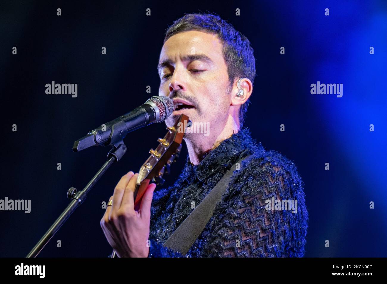 Diodato pendant le concert musical de la chanteuse italienne Diodato - L&#39;Arena on 19 septembre 2021 à l'Arena di Verona à Vérone, Italie (photo de Roberto Tommasini/LiveMedia/NurPhoto) Banque D'Images