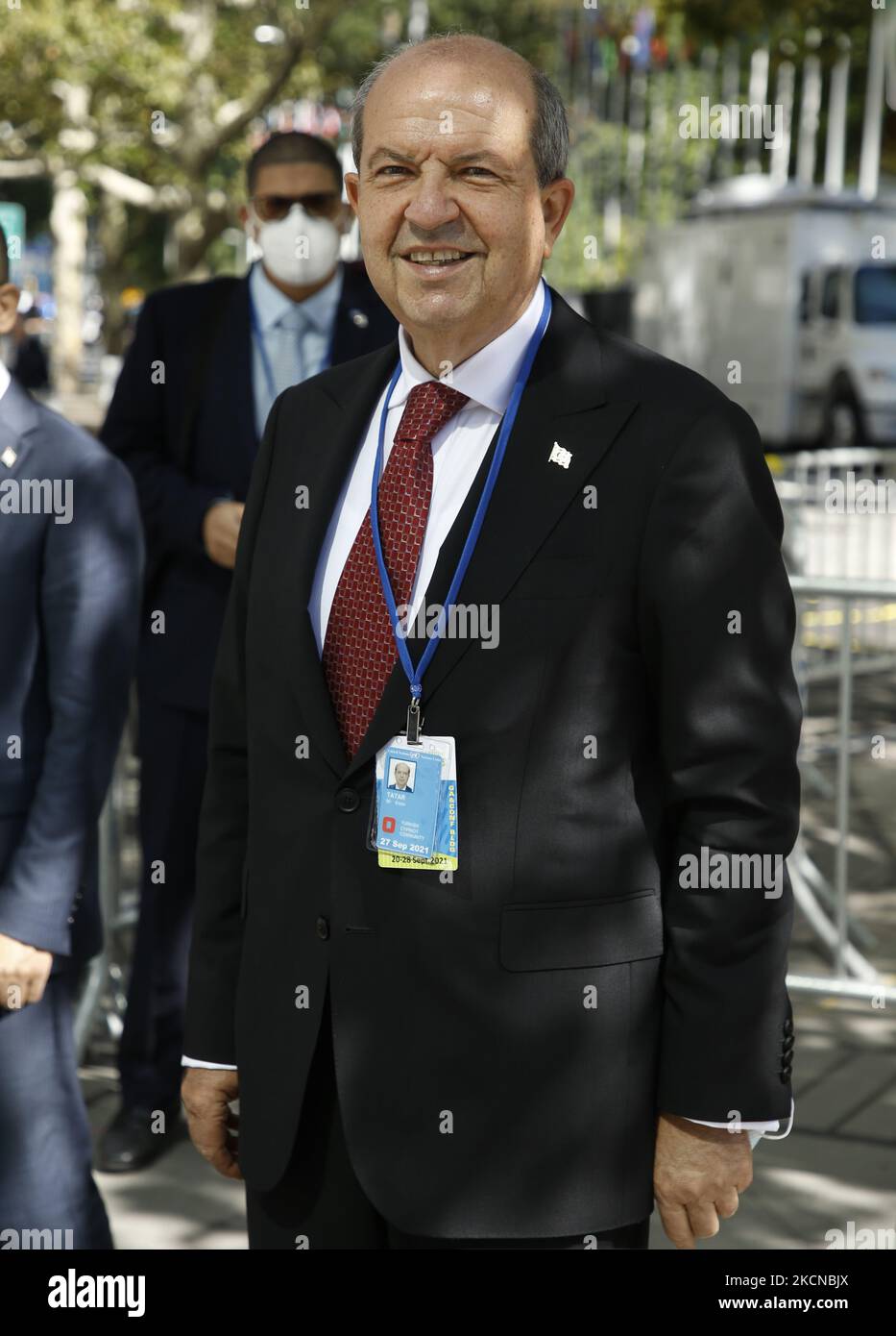Le tatar d'Ersin chypriote turc est vu à l'extérieur des Nations Unies lors de l'Assemblée générale de 76 sur 24 septembre 2021 à New York, États-Unis. L'Assemblée générale des Nations Unies (AGNU) est la principale entité politique de l'Organisation et constitue un forum de discussion pour toutes les questions internationales couvertes par la Charte des Nations Unies. Chacun des 193 États membres de l'Organisation des Nations Unies dispose d'un vote égal. (Photo de John Lamparski/NurPhoto) Banque D'Images