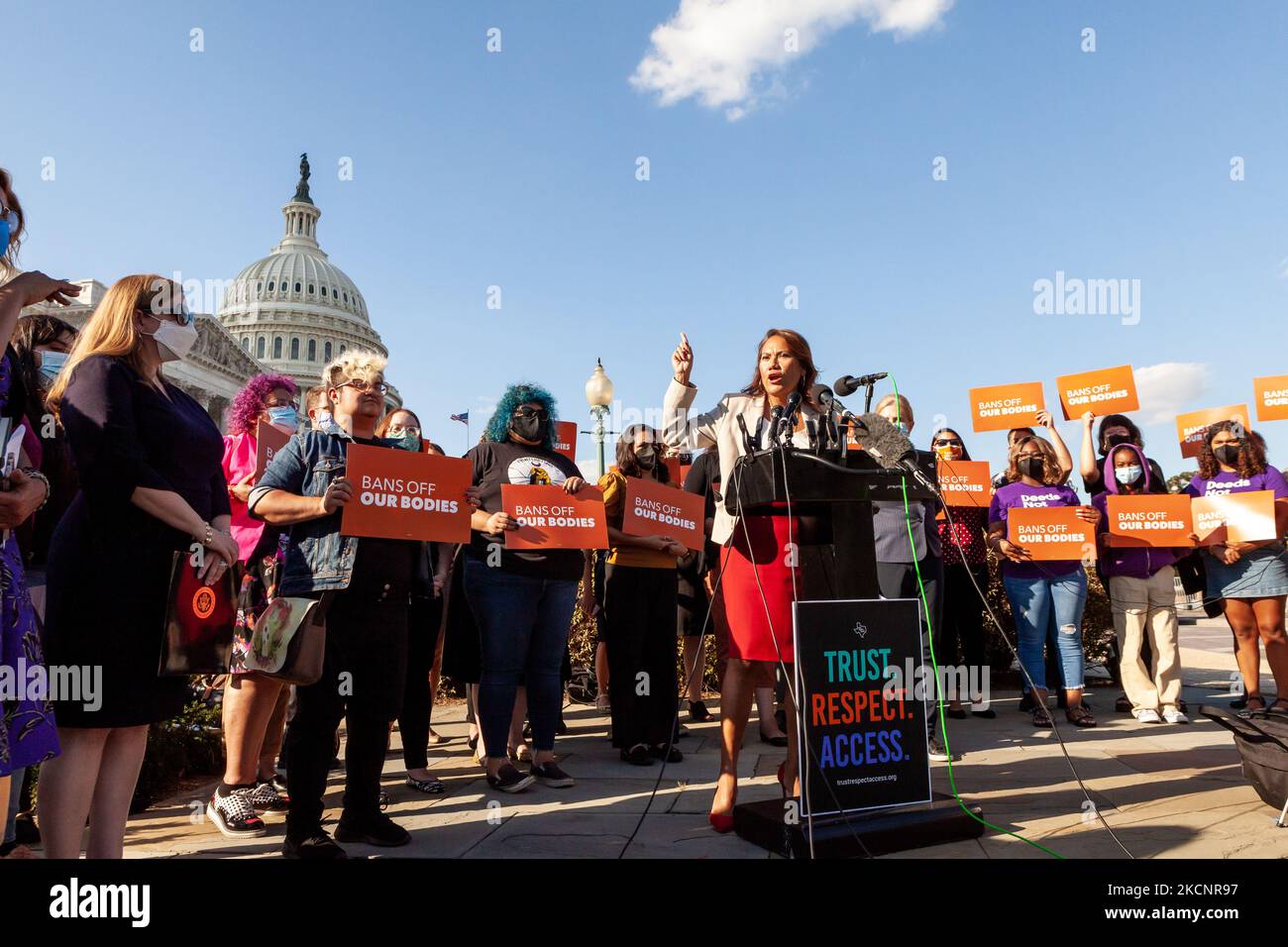 Le congressin Norma Torres (D-CA) s'exprime lors d'une conférence de presse avec des membres de Trust respect Access, une organisation de droits en matière de reproduction au Texas. (Photo d'Allison Bailey/NurPhoto) Banque D'Images Le congressin Norma Torres (D-CA) s'exprime lors d'une conférence de presse avec des membres de Trust respect Access, une organisation de droits en matière de reproduction au Texas. (Photo d'Allison Bailey/NurPhoto) Banque D'Images