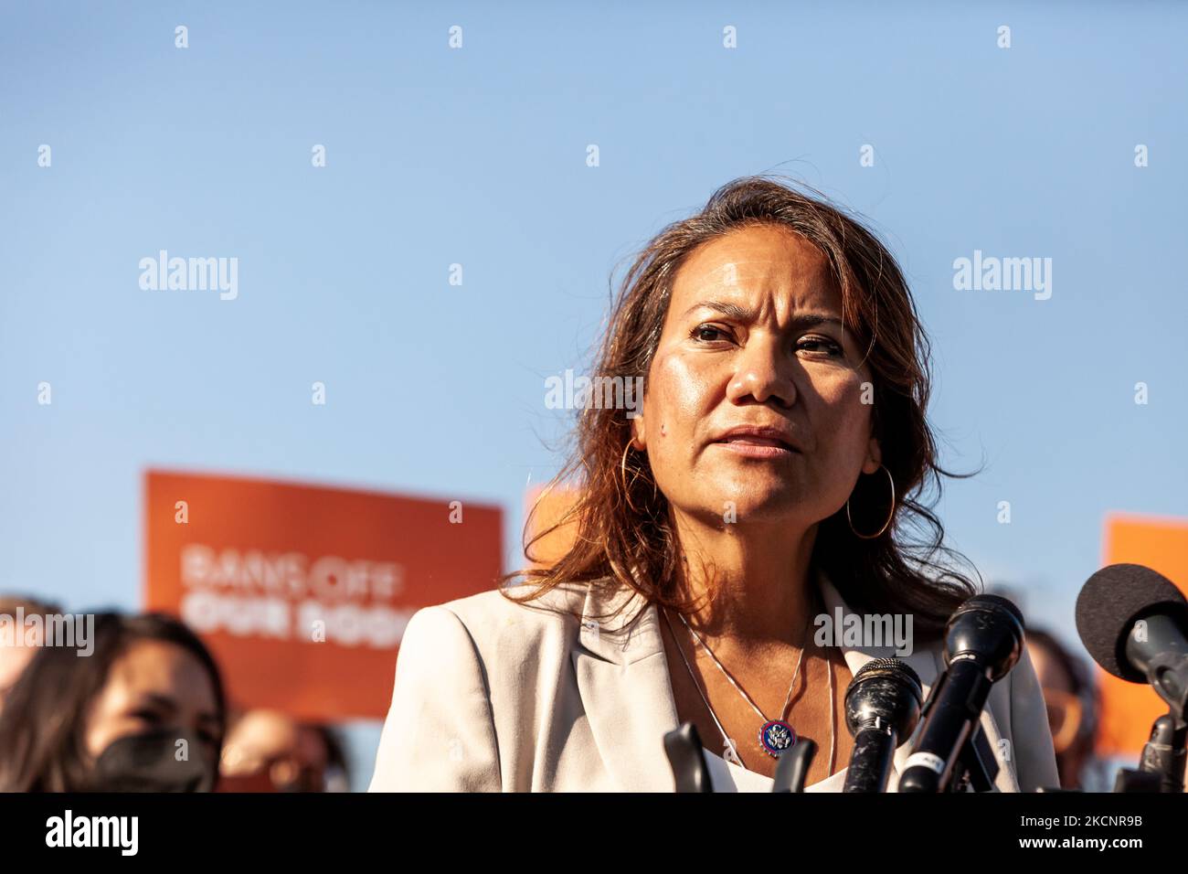 Le congressin Norma Torres (D-CA) s'exprime lors d'une conférence de presse avec des membres de Trust respect Access, une organisation de droits en matière de reproduction au Texas. (Photo d'Allison Bailey/NurPhoto) Banque D'Images Le congressin Norma Torres (D-CA) s'exprime lors d'une conférence de presse avec des membres de Trust respect Access, une organisation de droits en matière de reproduction au Texas. (Photo d'Allison Bailey/NurPhoto) Banque D'Images