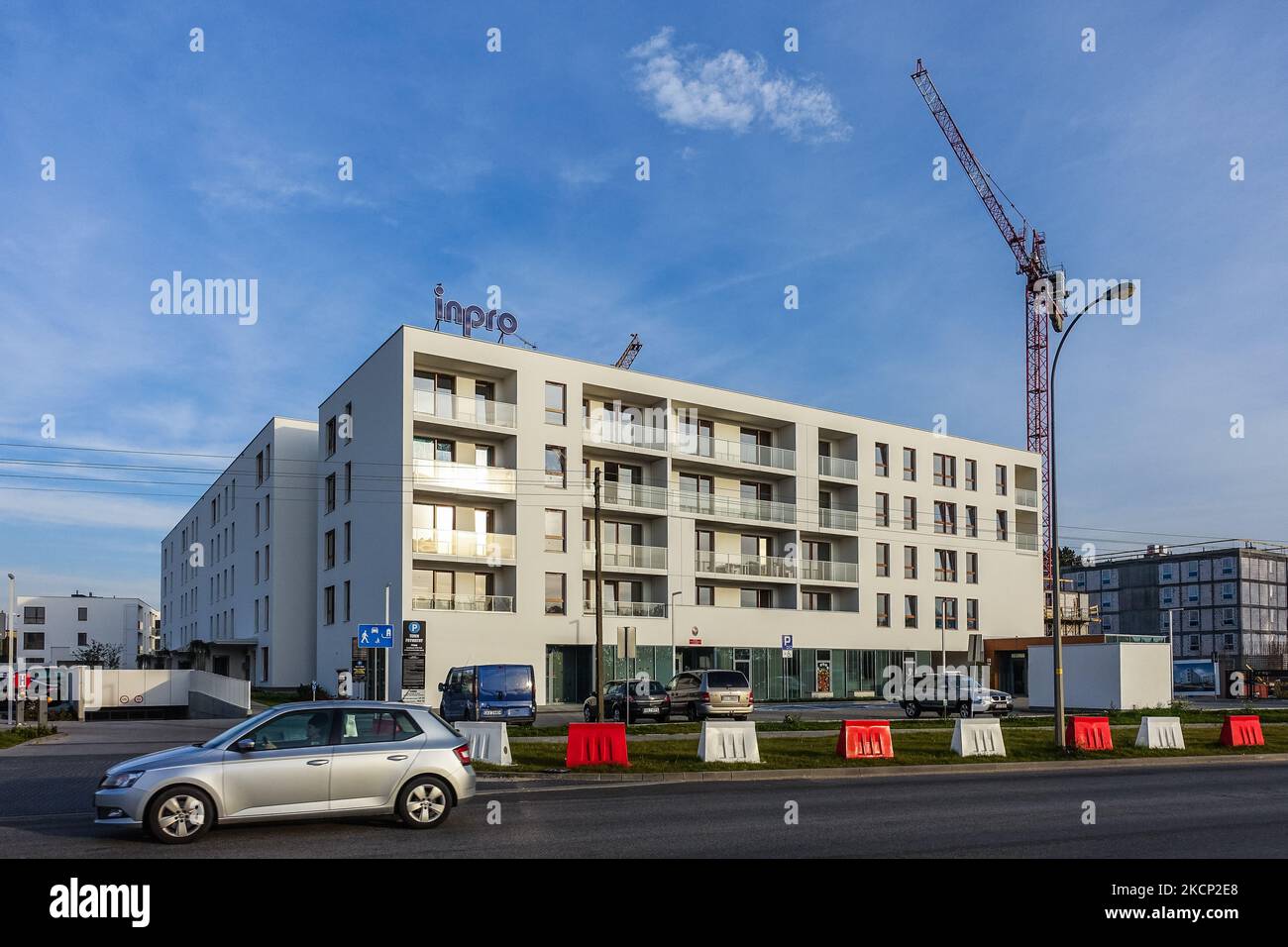 Un nouveau chantier de construction immobilière est vu à Gdansk, en Pologne le 3 octobre 2021 la hausse rapide des prix de l'immobilier continue de croître à l'un des taux les plus élevés de l'UE, et souvent à la hauteur de ceux de l'Europe occidentale. Le nouveau programme économique du gouvernement, qui vise à aider les familles à acheter des biens immobiliers, pourrait encore alimenter le marché. (Photo de Michal Fludra/NurPhoto) Banque D'Images