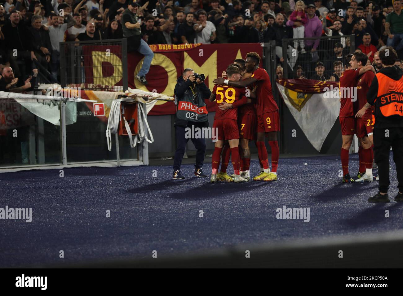 Rome, Latium, Italie. 3rd novembre 2022. Italie Europa League.Roma - Ludogorets 3-1.sur cette photo : Lorenzo Pellegrini, Nicola Zalewski, Tammy Abraham (image de crédit : © Paolo Pizzi/Pacific Press via ZUMA Press Wire) Banque D'Images