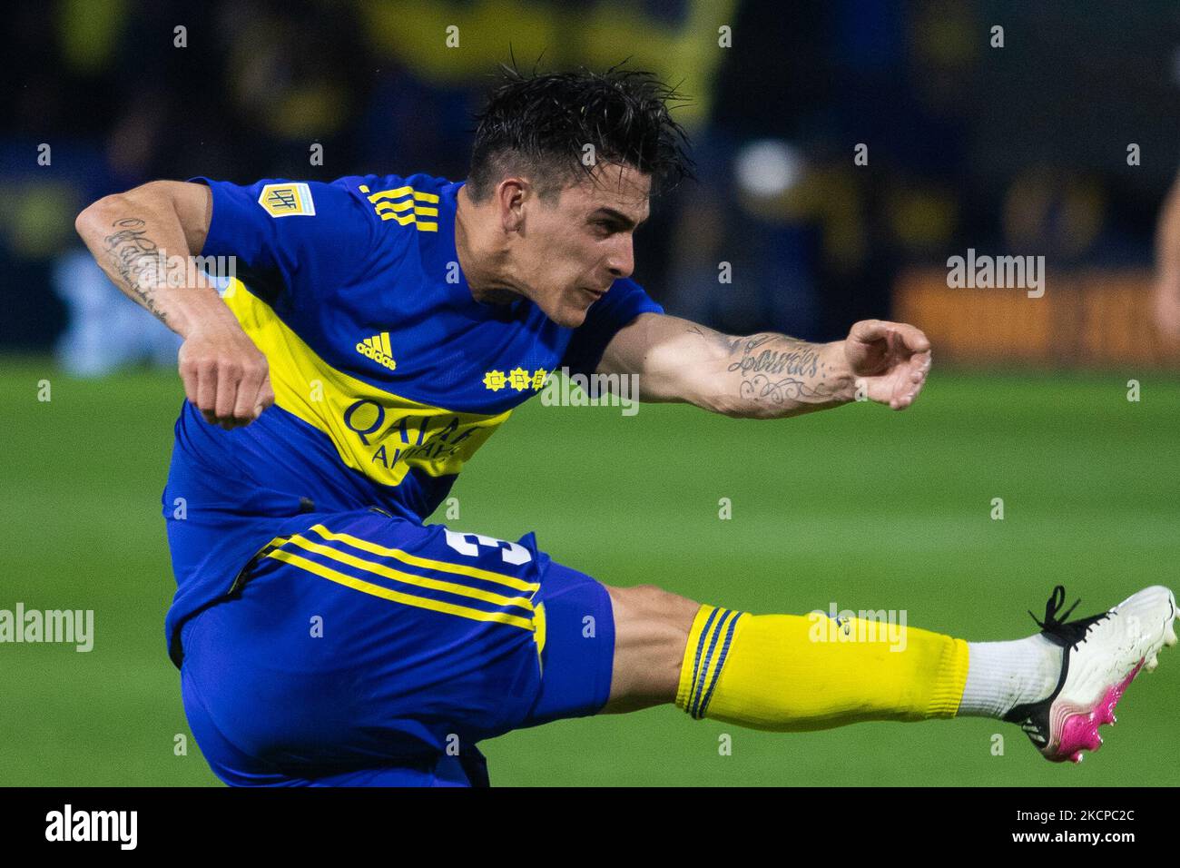 Cristian Pavon de Boca Juniors lors d'un match entre Boca Juniors et Lanus dans le cadre de Torneo Liga Profesional 2021 à l'Estadio Alberto J. Armando sur 9 octobre 2021 à Buenos Aires, Argentine. (Photo de Matías Baglietto/NurPhoto) Banque D'Images