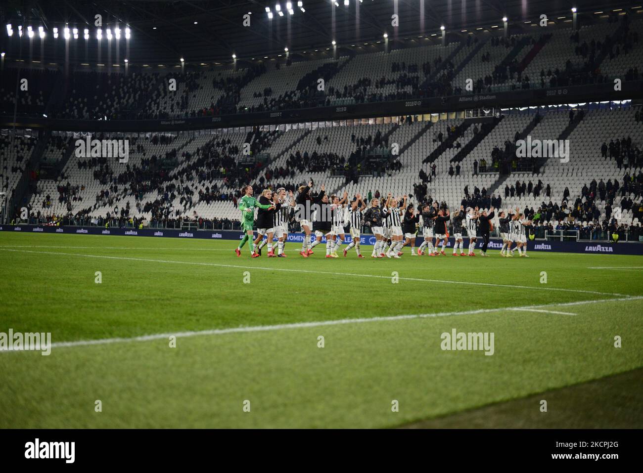 Les femmes Juventus lors du match des champions des femmes du groupe A de l'UEFA entre les femmes Juventus FC et les femmes Chelsea FC, à Turin, au stade Allianz, le 13 octobre 2021 en Italie. (Photo par Alberto Gandolfo/NurPhoto) Banque D'Images