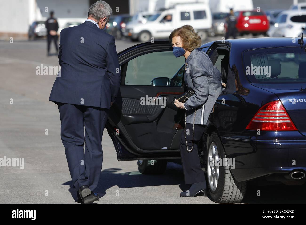 La reine Sofia visite la Banque alimentaire de Grenade sur 20 octobre 2021 à Grenade, en Espagne. (Photo par Álex Cámara/NurPhoto) Banque D'Images