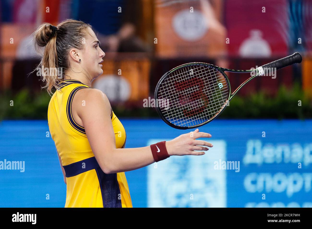 Aryna Sabalenka de Biélorussie pendant le quart-finale de tennis féminin de la coupe du Kremlin 500 de la WTA 2021 Tournoi international de tennis contre Ekaterina Alexandrova de Russie au Palais de gymnastique Irina Viner-Usmanova de 22 octobre 2021 à Moscou, Russie. (Photo de Mike Kireev/NurPhoto) Banque D'Images