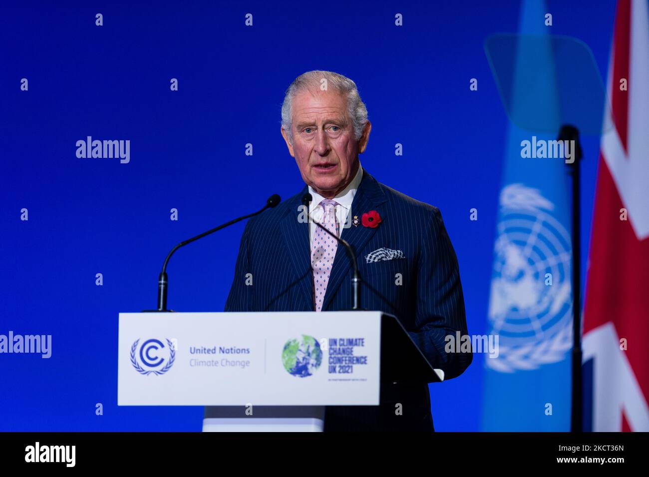 Le Prince Charles, Prince de Galles, prononce un discours lors de la cérémonie d'ouverture de la Conférence des Nations Unies sur les changements climatiques de COP26, à Glasgow, au Royaume-Uni, du 1 au 23 novembre 2021. COP26, de 31 octobre à 12 novembre à Glasgow, sera la plus grande conférence sur le climat depuis le sommet de Paris en 2015. Elle est considérée comme essentielle pour fixer des objectifs d'émissions mondiales afin de ralentir le réchauffement climatique et de raffermir d'autres engagements clés. (Photo de Maciek Musialek/NurPhoto) Banque D'Images