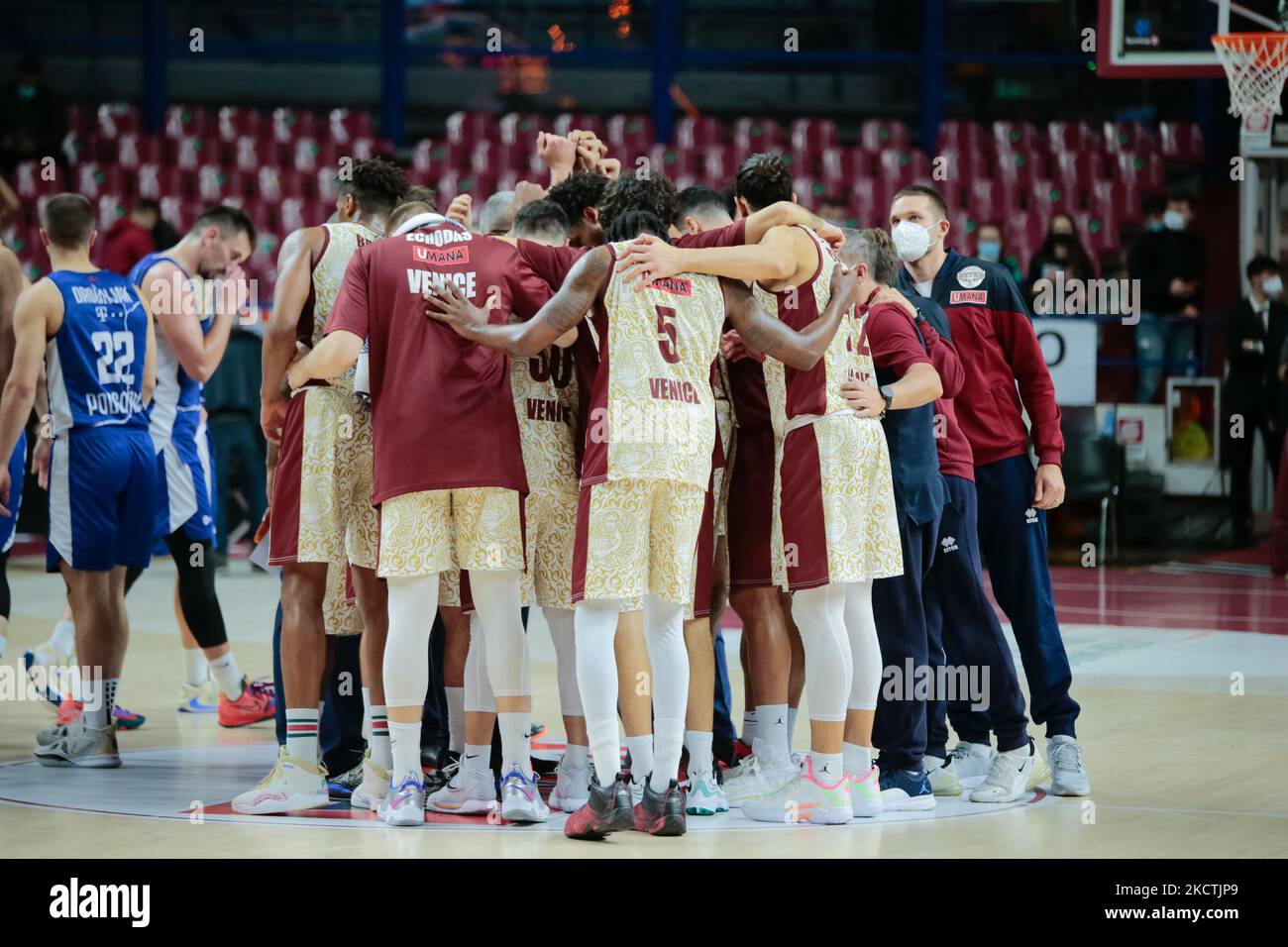 Umana Reyer Venezia pendant le championnat de basket-ball Eurocup Umana Reyer Venezia contre Buducnost Voli Podgorica sur 09 novembre 2021 au Palasport Taliercio à Venise, Italie (photo de Mattia Radoni/LiveMedia/NurPhoto) Banque D'Images