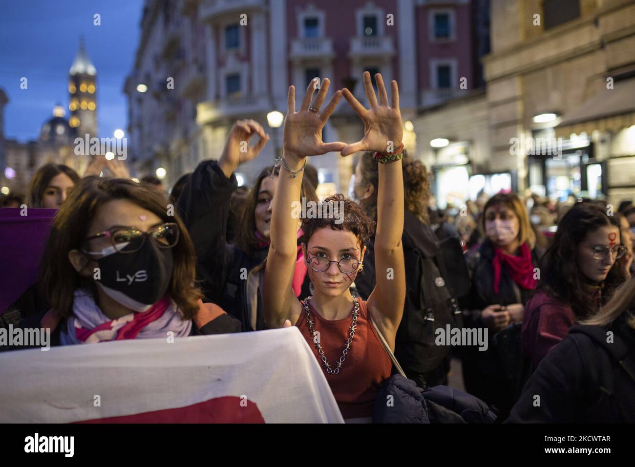 Manifestants lors de la manifestation nationale contre la violence à l'égard des femmes à Rome le 27 202 novembre (photo de Valerio Muscella/NurPhoto) Banque D'Images