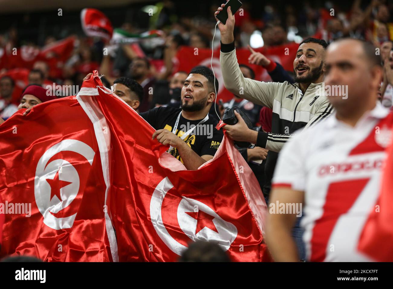 La Tunisie est fan du match de la coupe arabe de la FIFA, Qatar 2021, groupe B entre la Syrie et la Tunisie au stade Al Bayt sur 03 décembre 2021 à Al Khor, Qatar. (Photo par Ayman Aref/NurPhoto) Banque D'Images