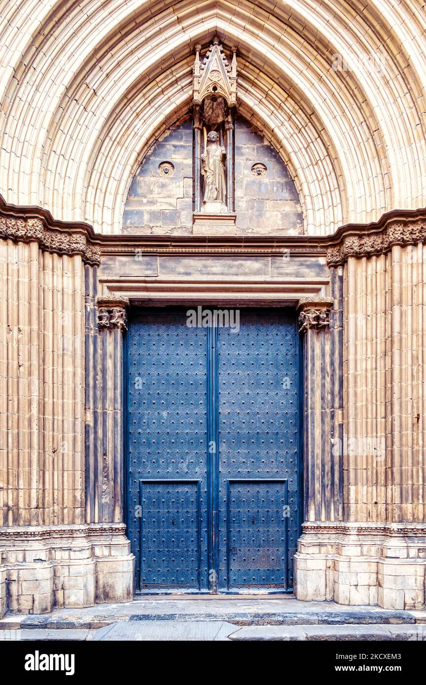 La Cathédrale de la Sainte Croix et Saint Eulalia, également connue sous le nom de Cathédrale de Barcelone, Espagne Banque D'Images