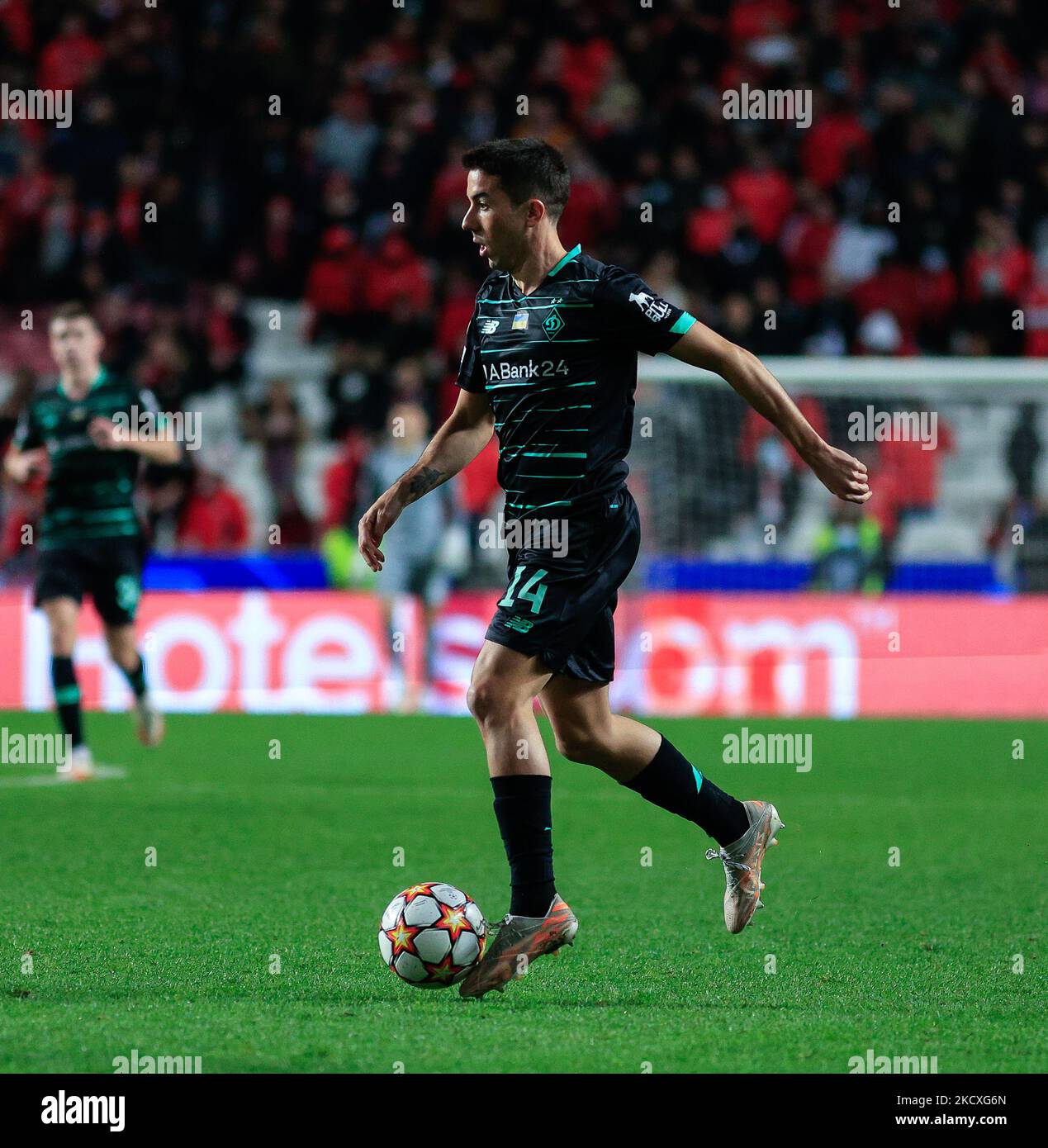 Carlos de Pena du FC Dynamo Kyiv lors du match de l'UEFA Champions League groupe E entre SL Benfica et Dinamo Kiev à Estadio da Luz sur 08 décembre 2021 à Lisbonne, Portugal. (Photo de Paulo Nascimento/NurPhoto) Banque D'Images