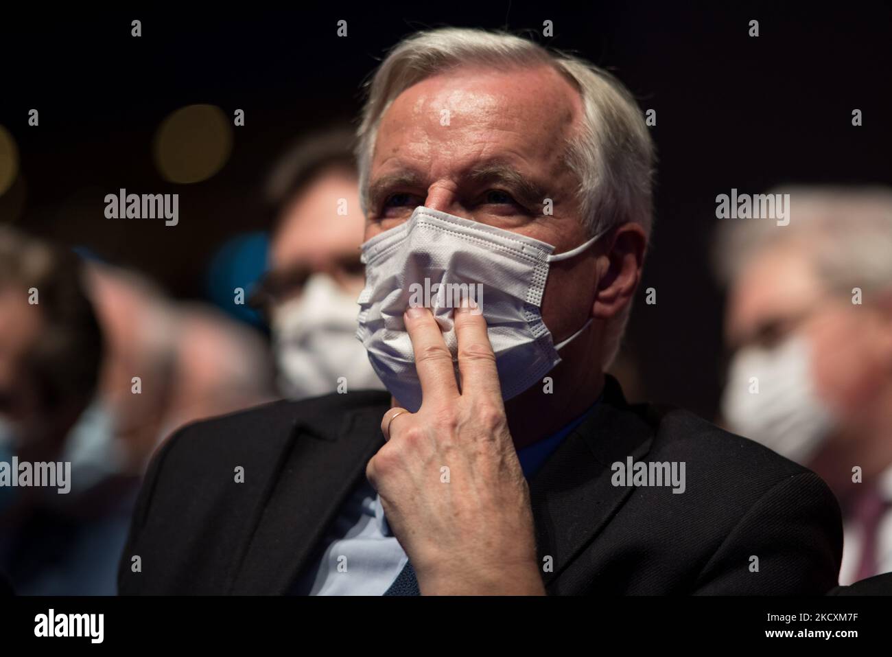 Michel Barnier, ancien commissaire européen pour la cohésion et les réformes et membre du parti les Républicains lors de la réunion de Valerie Pecresse, à Paris, les 11 et 8 décembre 2021. (Photo par Andrea Savorani Neri/NurPhoto) Banque D'Images