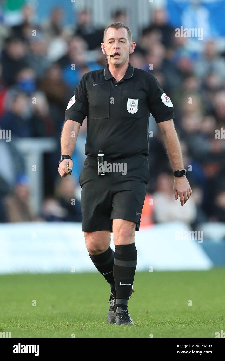 Arbitre Darren Handley lors du match de la Sky Bet League 2 entre Hartlepool United et Oldham Athletic au Victoria Park, à Hartlepool, le samedi 1st janvier 2022. (Photo de Mark Fletcher/MI News/NurPhoto) Banque D'Images