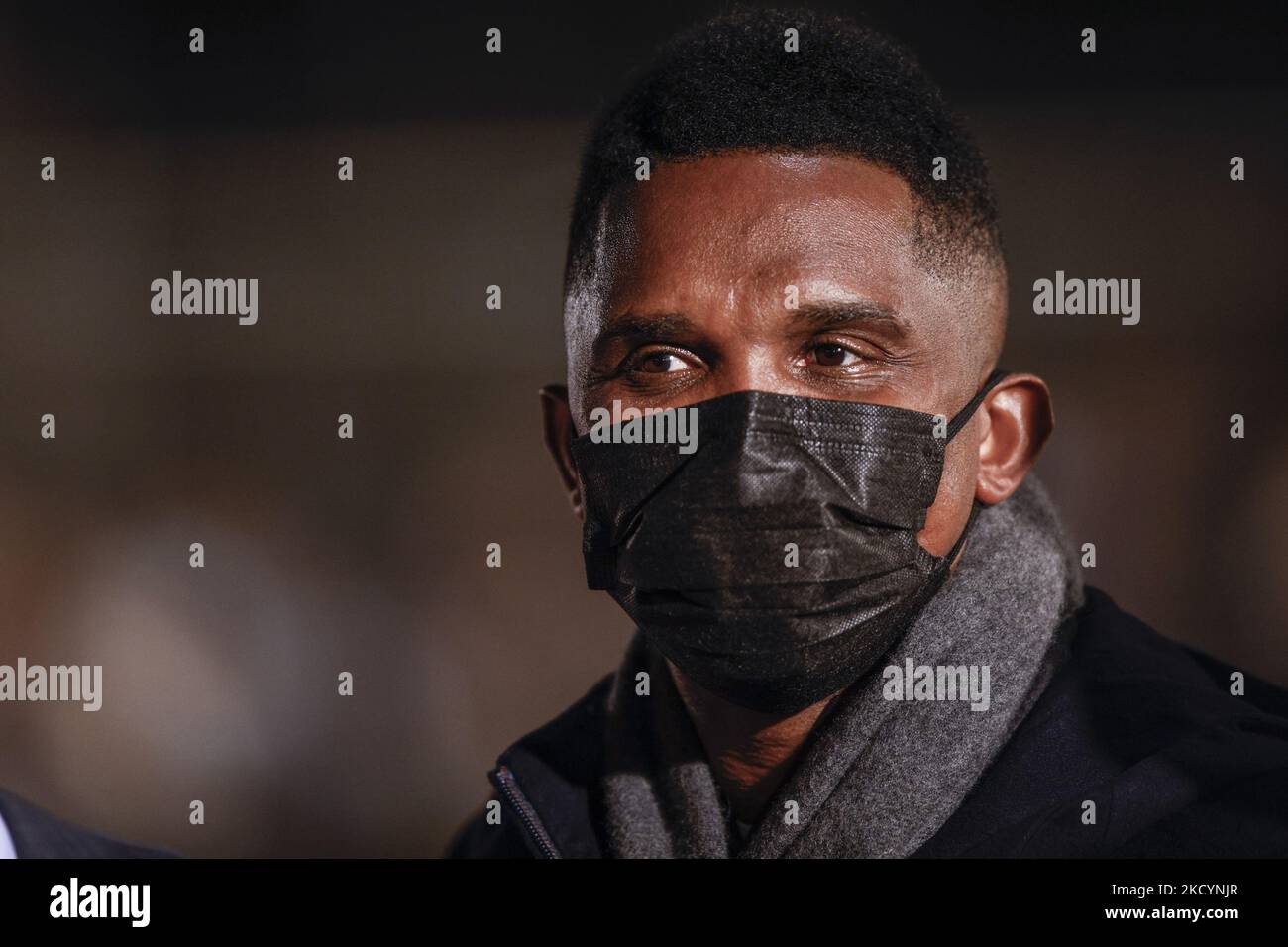 Samuel ETO'o ancien joueur du FC Barcelone pendant le match de la Liga Santander entre le RCD Mallorca et le FC Barcelone au stade son Moix sur 02 janvier 2022 à Majorque, en Espagne. (Photo par Xavier Bonilla/NurPhoto) Banque D'Images