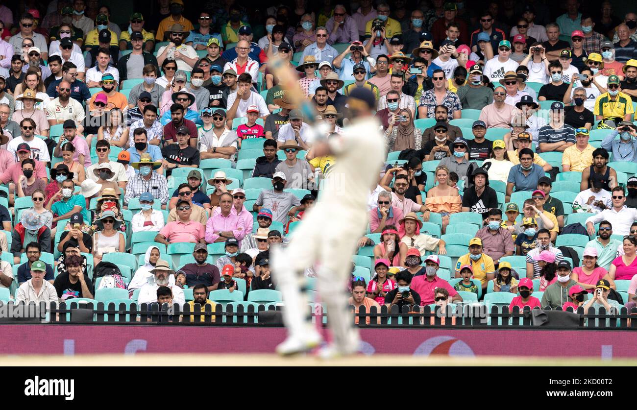 Vue générale des fans au cours du cinquième jour du quatrième match de test de la série Ashes entre l'Australie et l'Angleterre au terrain de cricket de Sydney sur 09 janvier 2022 à Sydney, en Australie. (Photo par Izhar Khan/NurPhoto) Banque D'Images