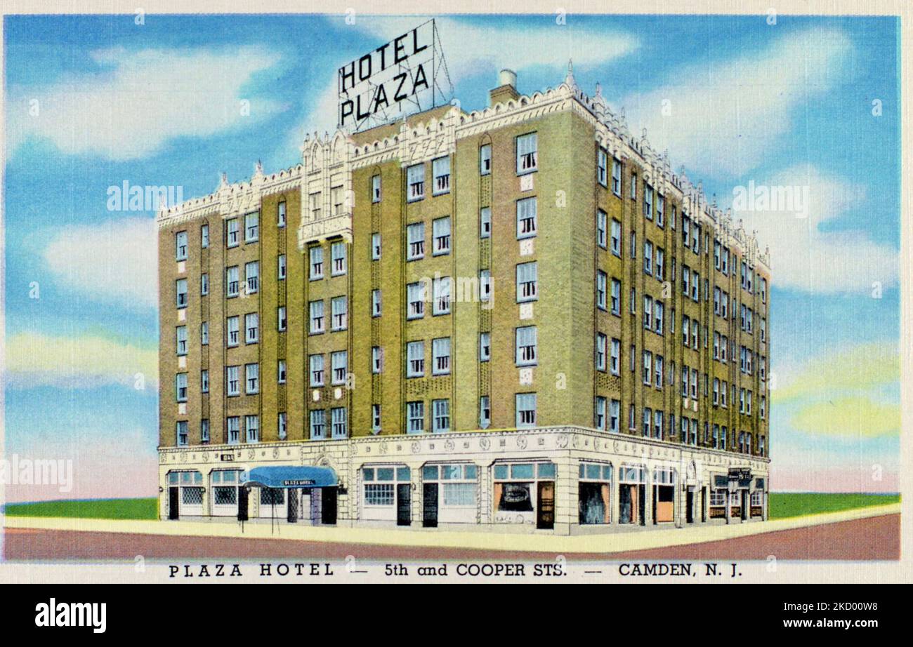 Plaza Hotel - 5th et Cooper Street - Camden, NJ, carte postale vers 1944 Banque D'Images