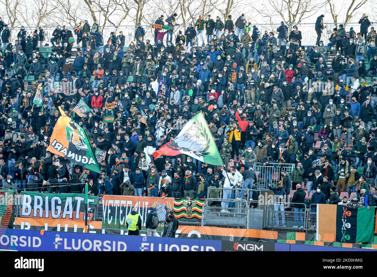 Venezia Supporters pendant le football italien série A match Venezia FC vs Empoli FC sur 16 janvier 2022 au stade Pier Luigi Penzo à Venise, Italie (photo d'Ettore Griffoni/LiveMedia/NurPhoto) Banque D'Images