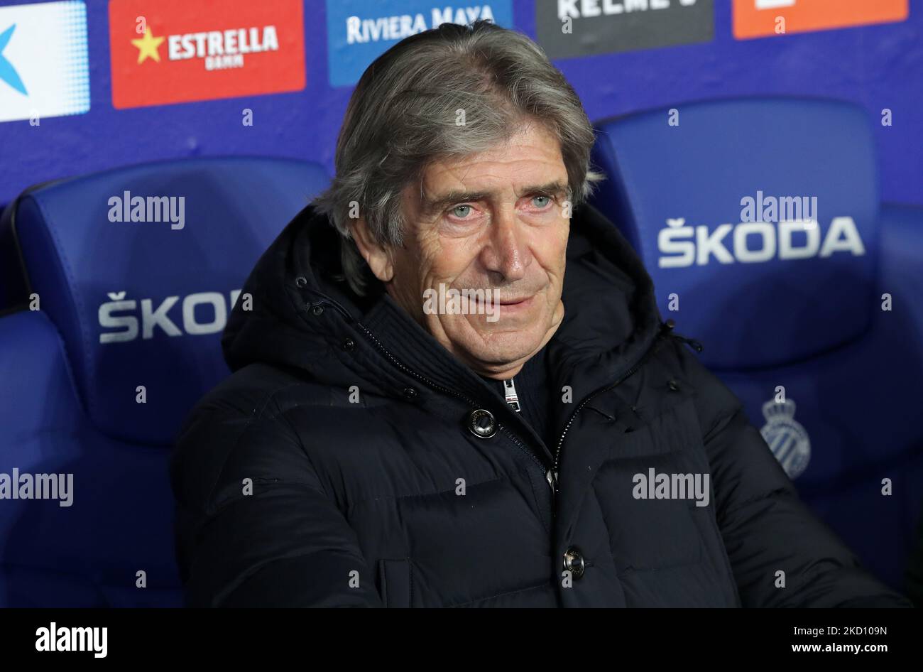 Manuel Pellegrini pendant le match entre le RCD Espanyol et Real Betis Balompie, correspondant à la semaine 22 de la Liga Santander, joué au stade RCDE, à Barcelone, le 21th janvier 2022. -- (photo par Urbanandsport/NurPhoto) Banque D'Images