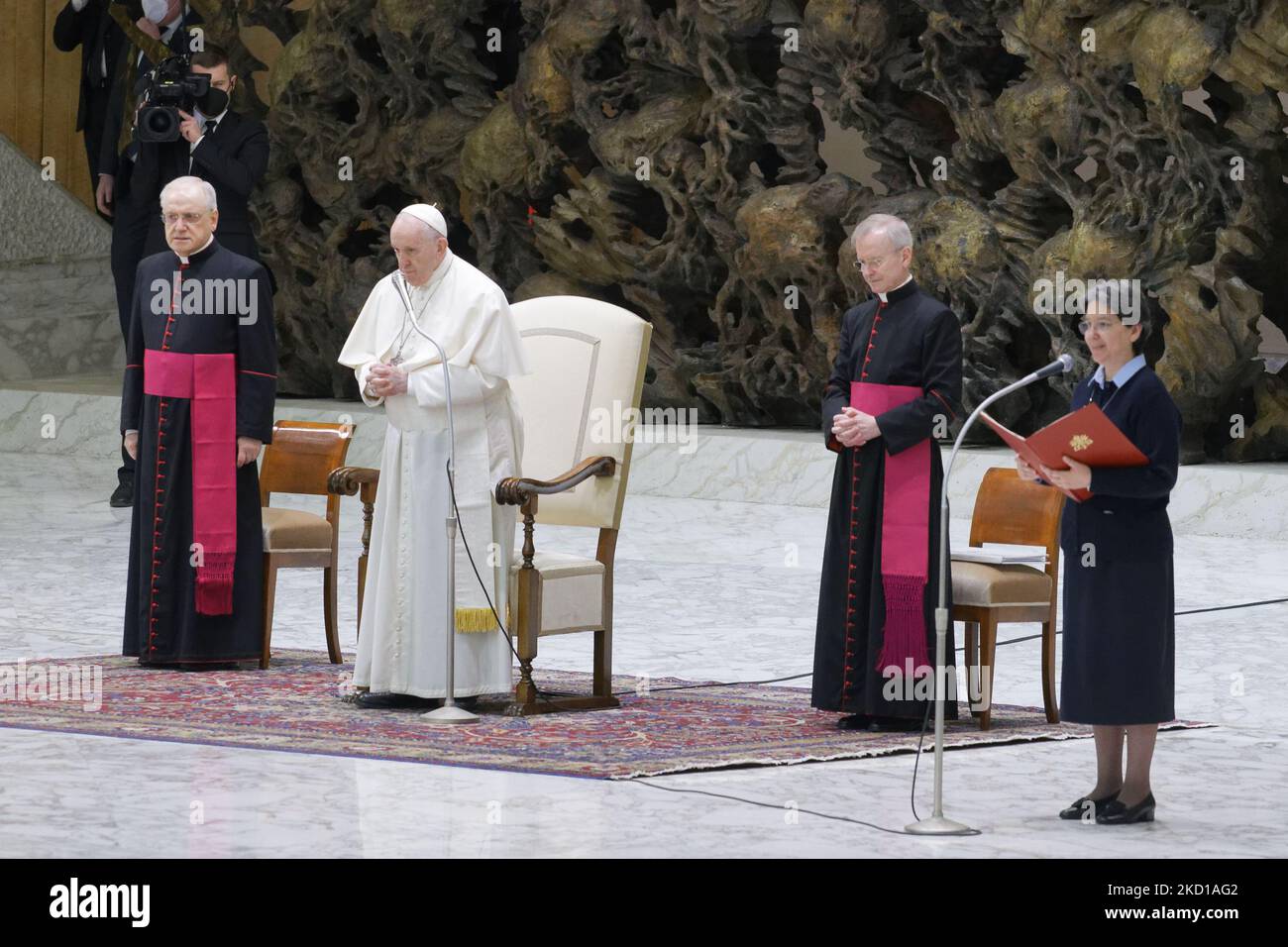 Le pape François assiste à son audience générale hebdomadaire dans la salle Paul VI du Vatican, le mercredi 26 janvier 2022. (Photo de Massimo Valicchia/NurPhoto) Banque D'Images