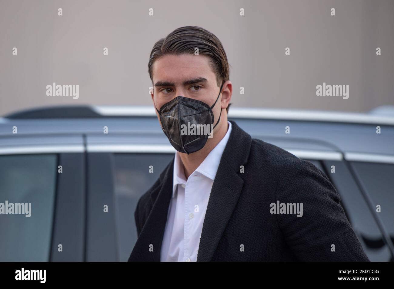 Le nouveau panneau de Juventus Dusan Vlahovic arrive à J Medical à Turin pour des visites médicales. En Italie, le 28 janvier 2022 (photo d'Alberto Gandolfo/NurPhoto) Banque D'Images