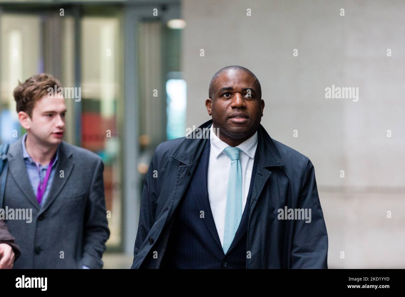 Le secrétaire aux Affaires étrangères de Shadow David Lammy arrive à la BBC Broadcasting House, pour paraître sur l'émission d'actualité de BBC One, dimanche matin à Londres, en Grande-Bretagne, 6 février 2022. (Photo de Maciek Musialek/NurPhoto) Banque D'Images