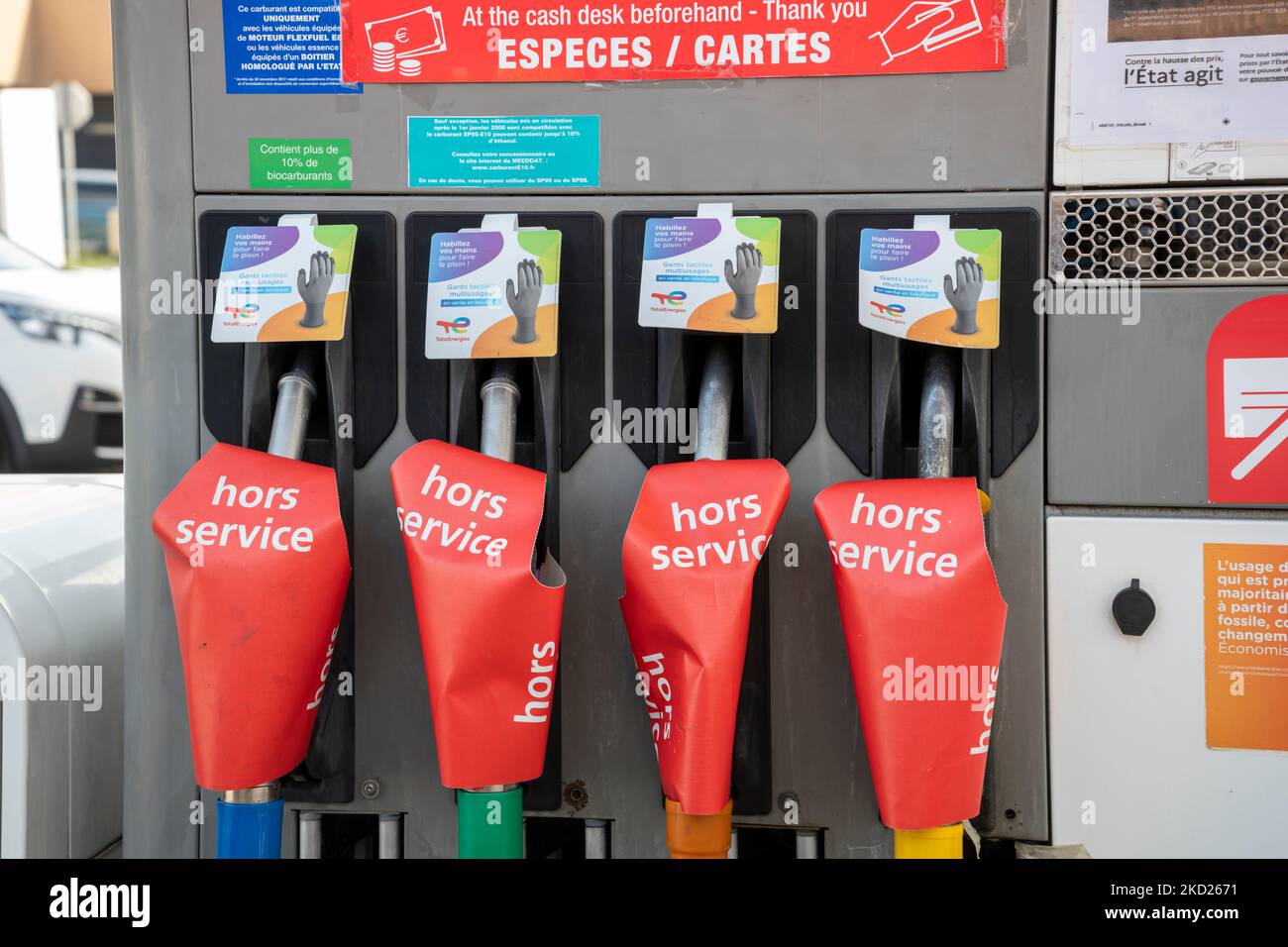 Les pompes à essence ne fonctionnent pas dans une station-service TotalEnergies, crise en France Banque D'Images