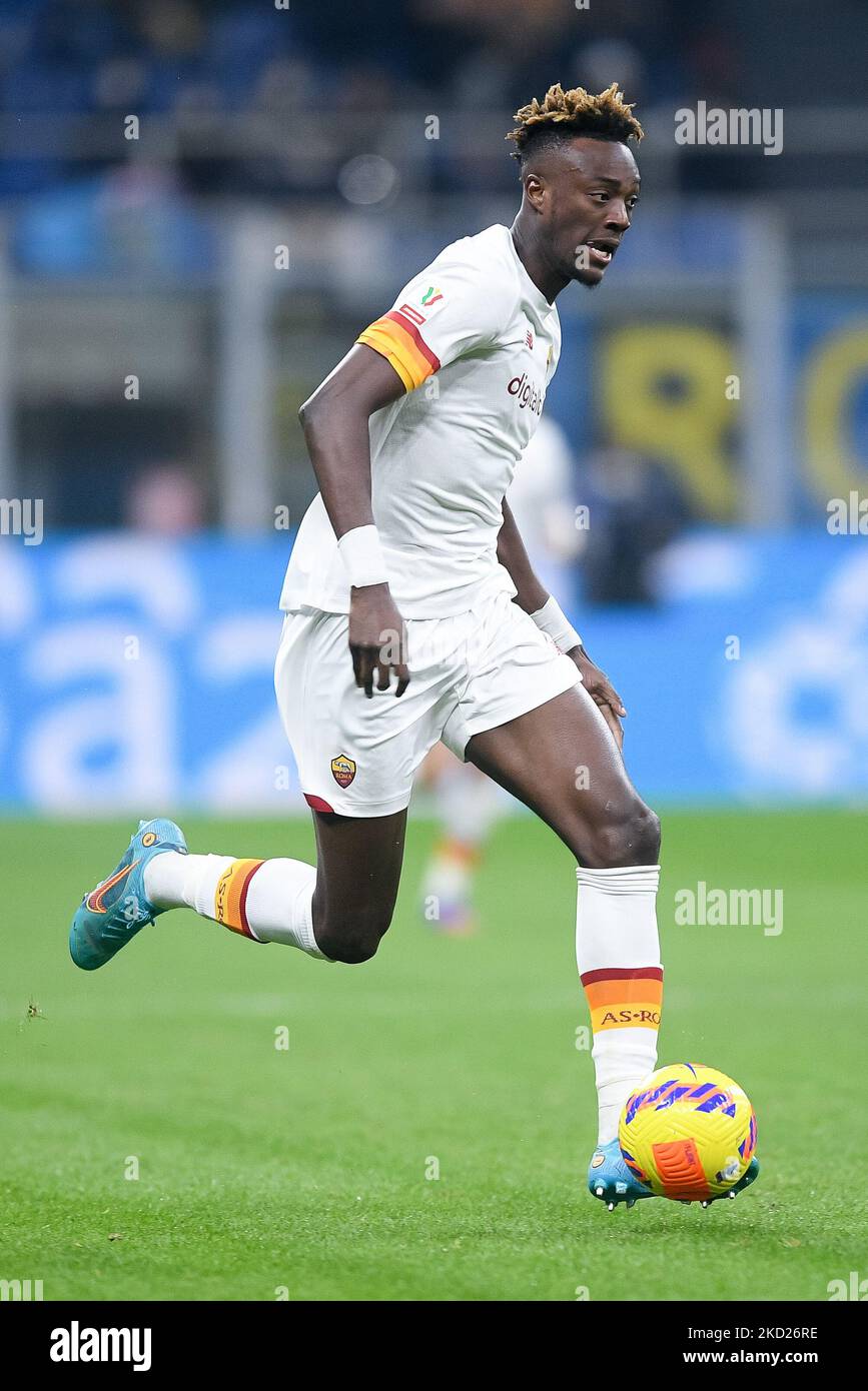 Tammy Abraham d'AS Roma lors du match de la coupe italienne entre le FC Internazionale et AS Roma au Stadio Giuseppe Meazza, Milan, Italie, le 8 février 2022. (Photo de Giuseppe Maffia/NurPhoto) Banque D'Images