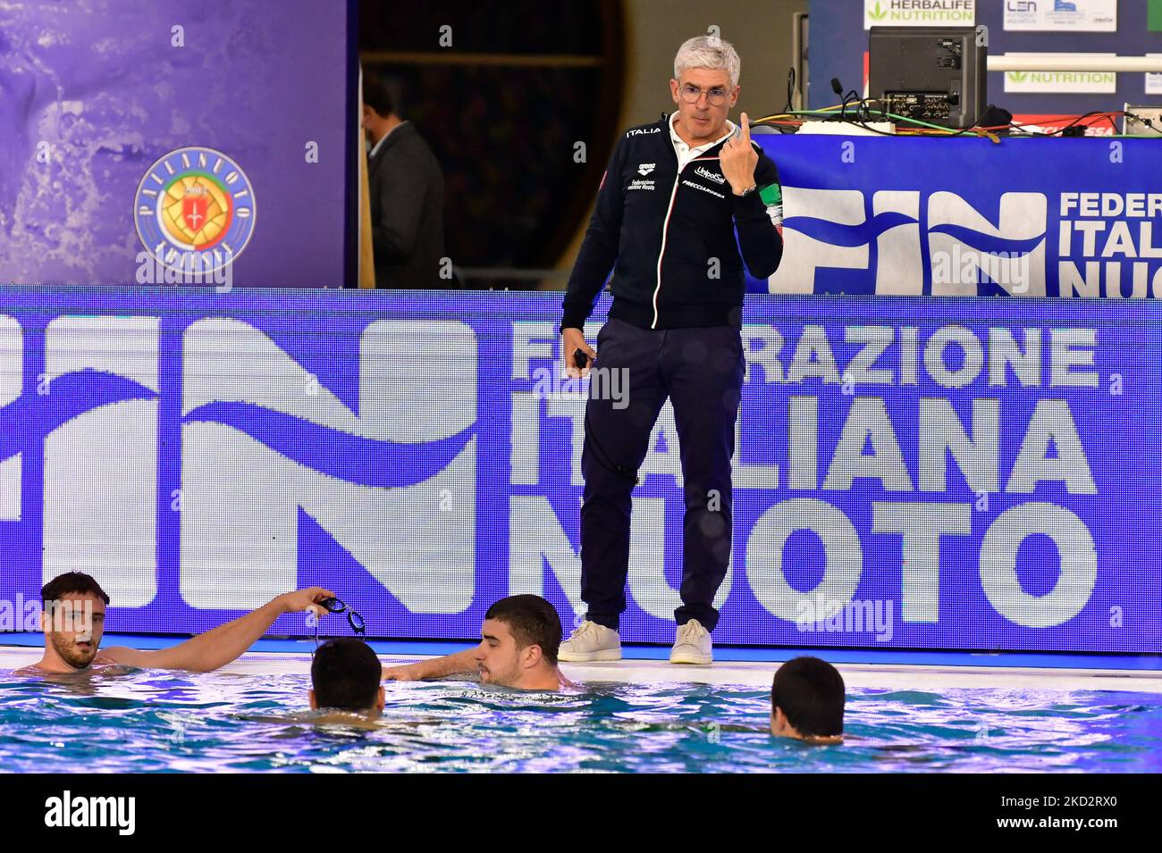 Alessandro Campagna Coach (Italie) lors de la Ligue mondiale des hommes internationaux Waterpolo 2022 - Italie contre Slovaquie sur 15 février 2022 à la piscine Bruno Bianchi à Trieste, Italie (photo par Marco Todaro/LiveMedia/NurPhoto) Banque D'Images