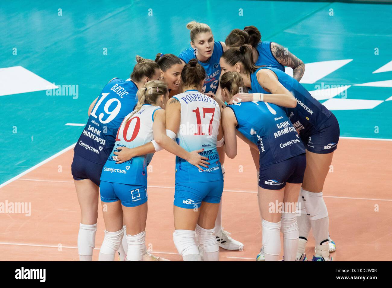 Dinamo Moscou pendant le match de volley-ball féminin de la Ligue des champions du CEV Igor Gorgonzola Novara vs Dinamo Moscou sur 15 février 2022 à la Pala Igor Gorgonzola à Novara, Italie (photo par Letizia Valle/LiveMedia/NurPhoto) Banque D'Images