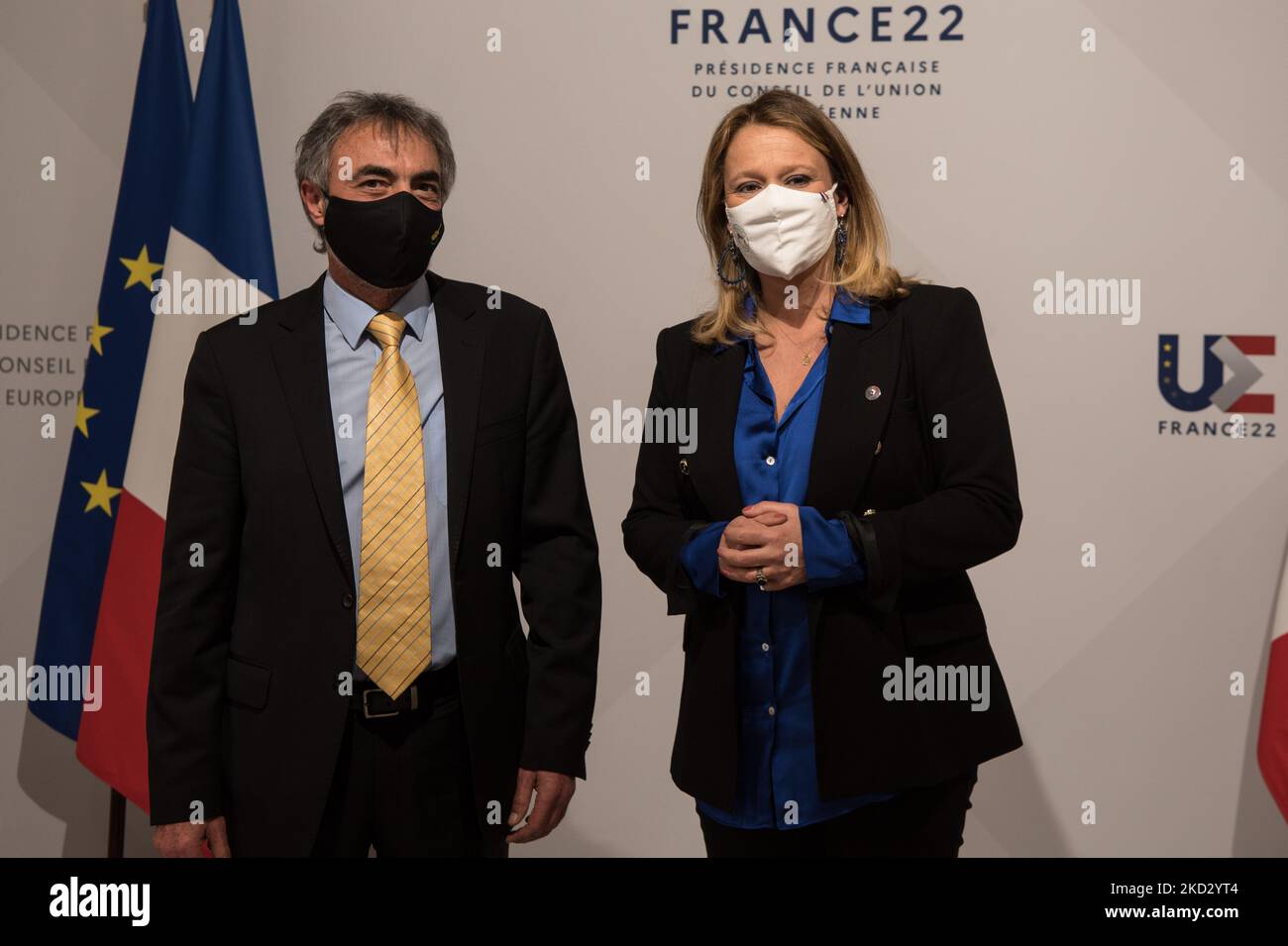 Kypros Protapapas, commissaire chypriote à l'Autorité des coopératives et des entreprises sociales, reçu par Olivia Gregoire, vice-ministre de l'économie, au ministère de l'économie et des finances, à Bercy, à Paris, sur 17 février 2022. (Photo par Andrea Savorani Neri/NurPhoto) Banque D'Images