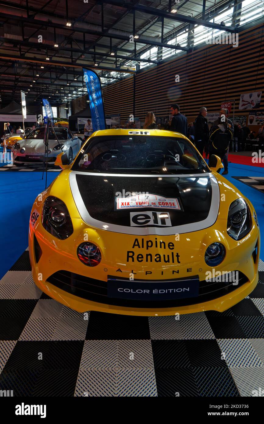 LYON, FRANCE, 4 novembre 2022 : Nouvelle Alpine A110 au salon de l'automobile Epoq'Auto. L'exposition se tient à Eurexpo chaque année avec plus de 70000 visiteurs Banque D'Images