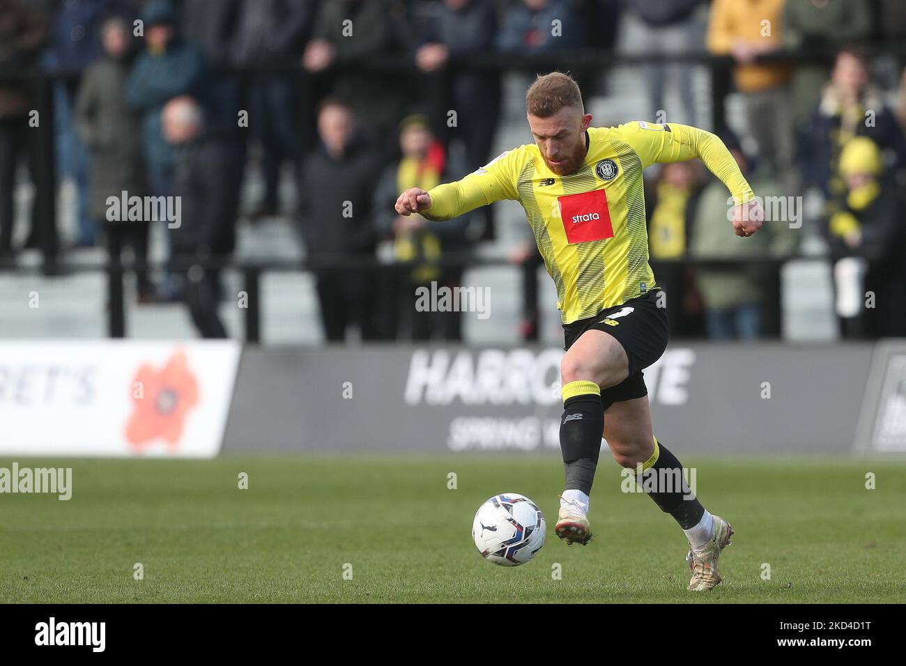 George Thomson de Harrogate Town lors du match Sky Bet League 2 entre Harrogate Town et Hartlepool se sont Unis à Wetherby Road, Harrogate le samedi 5th mars 2022. (Photo de Mark Fletcher/MI News/NurPhoto) Banque D'Images