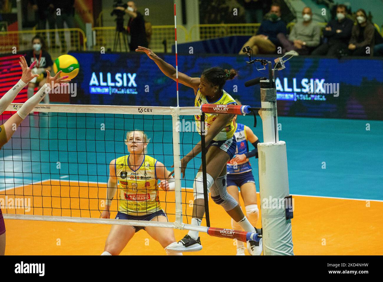 SYLLA MYRIAM (Imoco Volley Conegliano) lors de la finale du match de volley-ball féminin de la Ligue des champions du CEV - Vero Volley Monza vs Carraro Imoco Volley Conegliano sur 09 mars 2022 à l'Arena di Monza à Monza (MB), Italie (photo de Valerio Origo/LiveMedia/Nurphoto) Banque D'Images