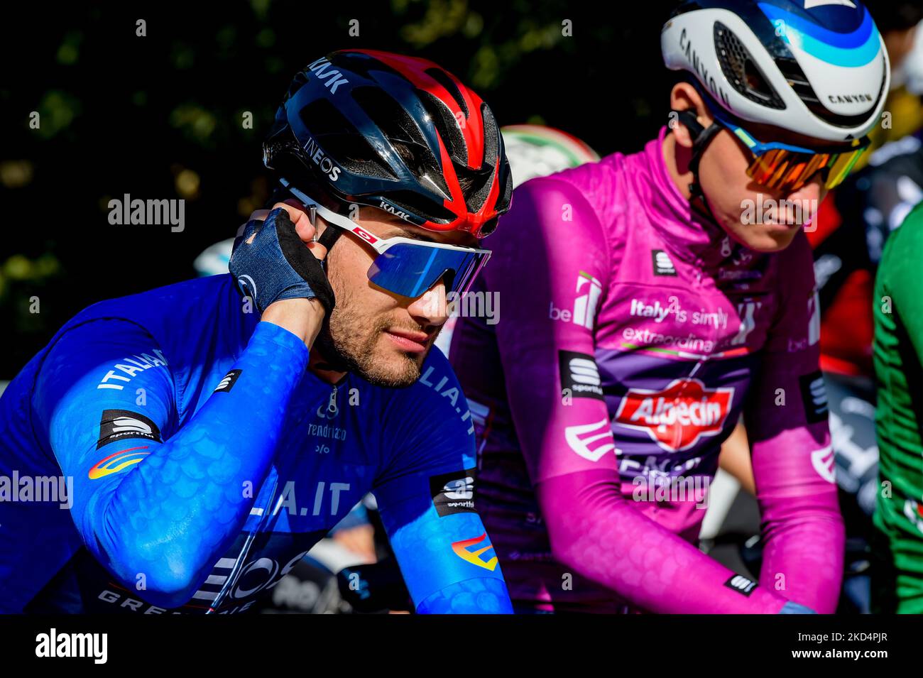 Filippo Ganna au début de la quatrième étape de Cascate delle Marmore dans la province de Terni à Bellante dans les Abruzzes. À Marmore, Terni, Italie, le 10 mars 2022. (Photo de Riccardo Fabi/NurPhoto) Banque D'Images