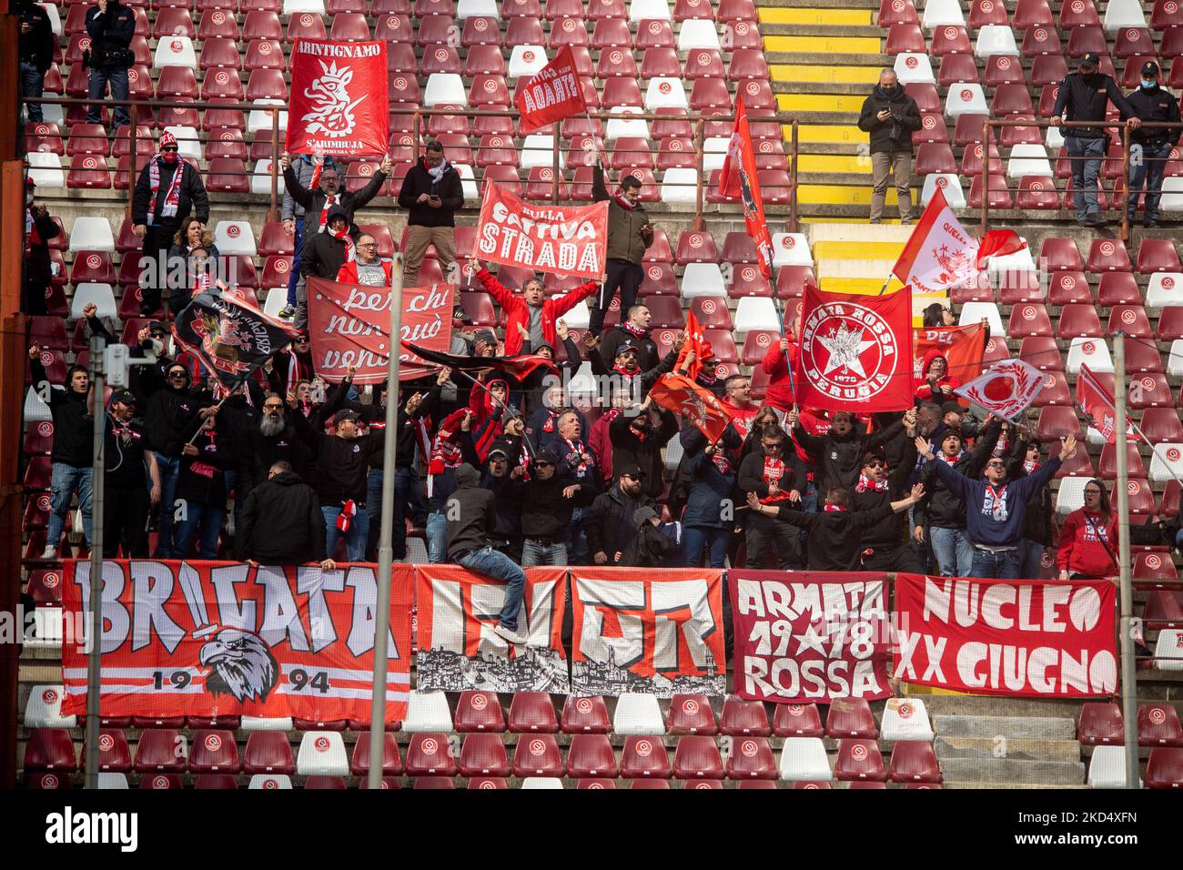 Fans de Pérouse pendant le match italien série B Reggina 1914 vs AC Pérouse sur 12 mars 2022 au Stadio Oreste Granillo à Reggio Calabria, Italie (photo de Valentina Giannettoni/LiveMedia/NurPhoto) Banque D'Images