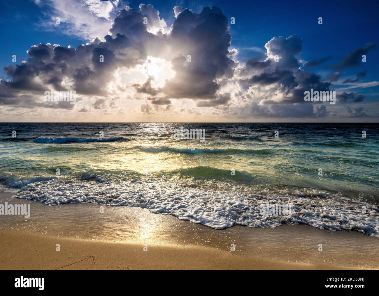 Magnifique Sunrise Hollywood Beach, Sunrise Miami, Floride du Sud, États-Unis Banque D'Images Magnifique Sunrise Hollywood Beach, Sunrise Miami, Floride du Sud, États-Unis Banque D'Images