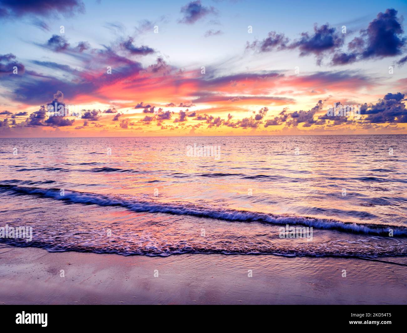 Magnifique Sunrise Hollywood Beach, Sunrise Miami, Floride du Sud, États-Unis Banque D'Images Magnifique Sunrise Hollywood Beach, Sunrise Miami, Floride du Sud, États-Unis Banque D'Images