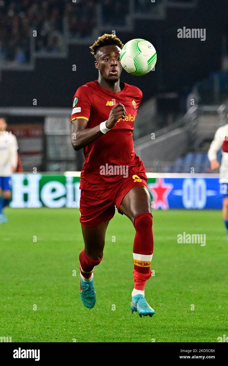 Tammy Abraham (EN tant que Roma) lors du match de football de la Ligue de la Conférence européenne de l'UEFA entre AS Roma et vitesse au stade olympique de Rome sur 17 mars 2022. (Photo de Fabrizio Corradetti/LiveMedia/NurPhoto) Banque D'Images