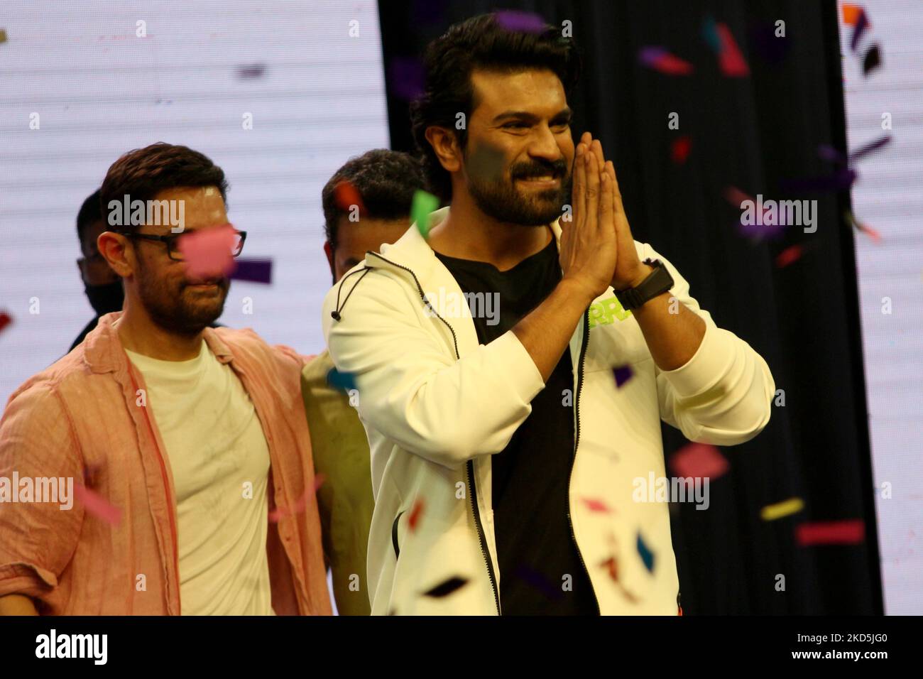 L'acteur indien RAM Charan gestes lors d'un événement promotionnel de son prochain film de Telugu 'RRR' à New Delhi, Inde sur 20 mars 2022. (Photo de Mayank Makhija/NurPhoto) Banque D'Images
