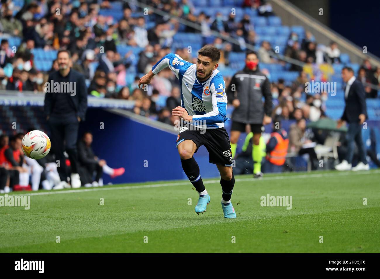 Oscar Gil lors du match entre le RCD Espanyol et le RCD Mallorca, correspondant à la semaine 29 de la Liga Santander, joué au stade RCDE, à Barcelone, le 20th mars 2022. (Photo de Joan Valls/Urbanandsport /NurPhoto) Banque D'Images