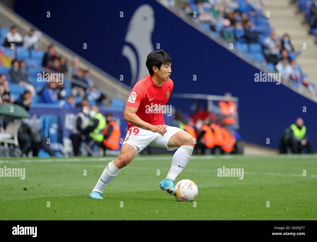 Kang à Lee pendant le match entre le RCD Espanyol et le RCD Mallorca, correspondant à la semaine 29 de la Liga Santander, joué au stade RCDE, à Barcelone, le 20th mars 2022. (Photo de Joan Valls/Urbanandsport /NurPhoto) Banque D'Images