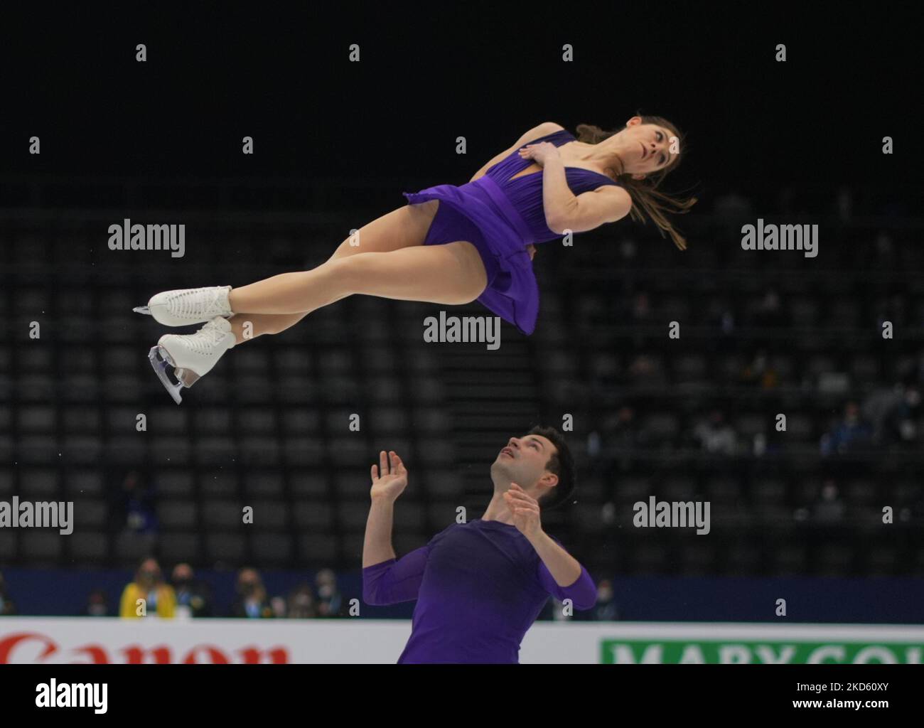 Miriam Ziegler et Severin Kiefer d'Autriche pendant le patinage gratuit par paires, à l'arène Sud de France, Montpellier, France sur 24 mars 2022. (Photo par Ulrik Pedersen/NurPhoto) Banque D'Images